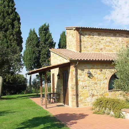 Sleeps 3 Pool Wifi T762445 Lägenhet Lajatico