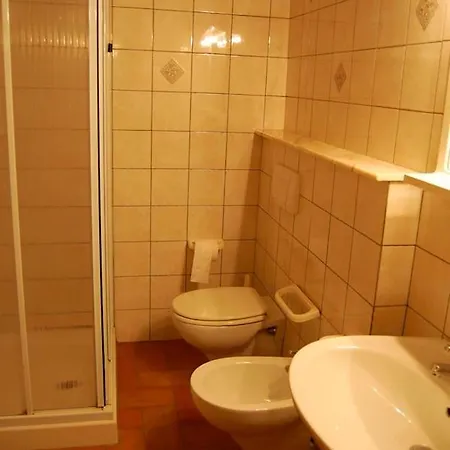 Lägenhet Sleeps 3 Pool Wifi T762445 *