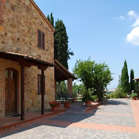 Sleeps 3 Pool Wifi T762445 *
